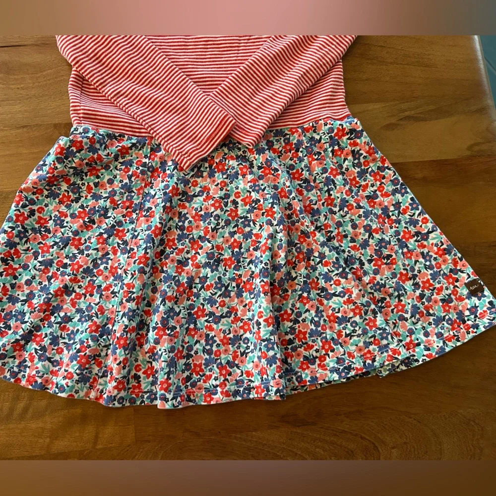 Tea Collection - Red & White Striped Top with Floral Skirt Dress. Size 7 - Picture 5 of 6